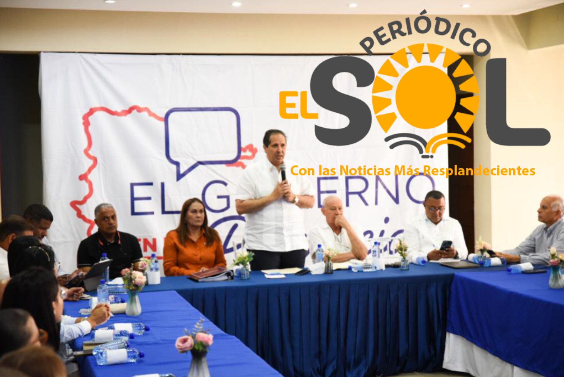 Ministro de Salud recorre escuelas en la provincia Duarte durante “El Gobierno en las Provincias”