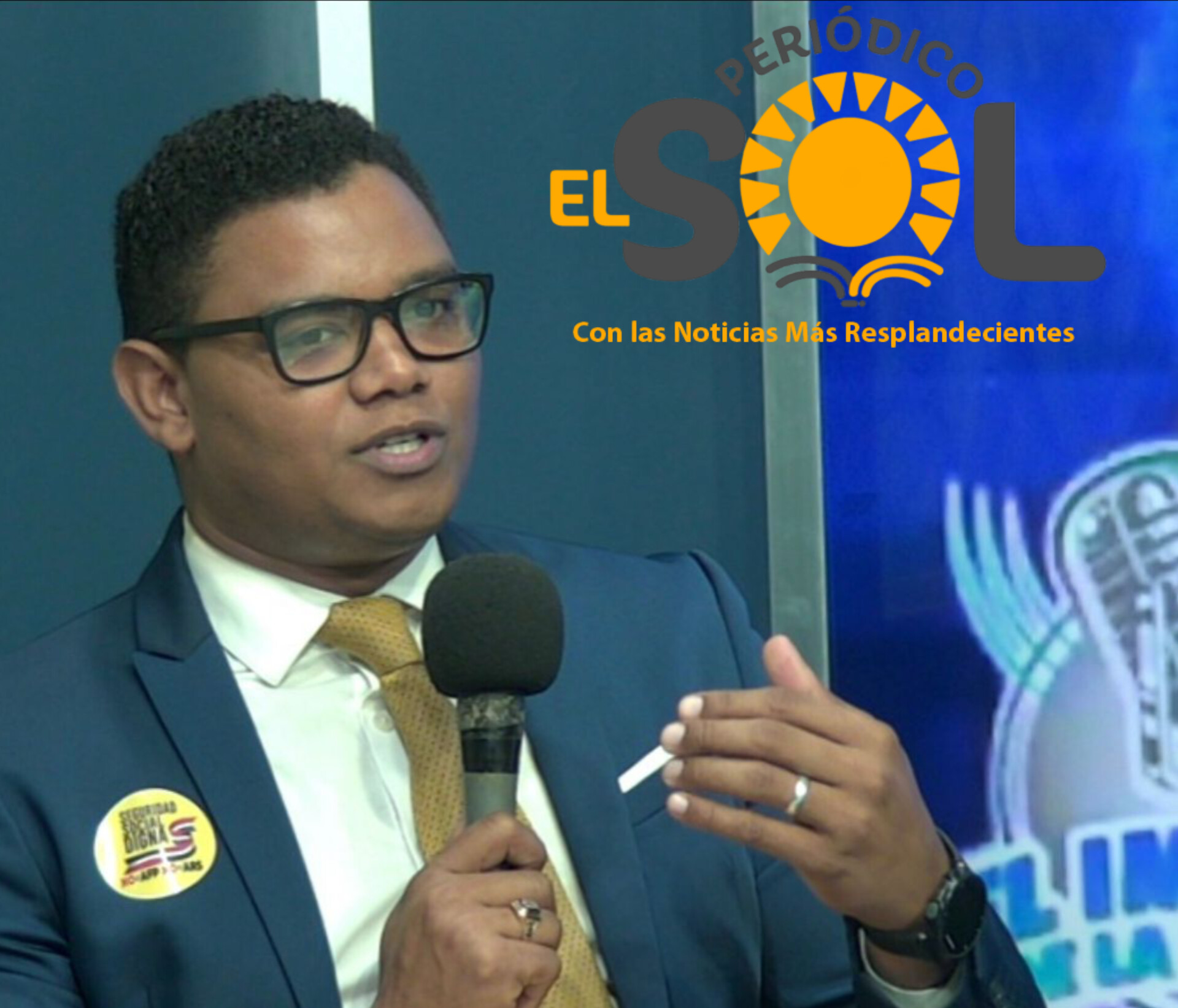 EN ESTAS HORAS, CUANDO LAS PALABRAS NO BASTAN