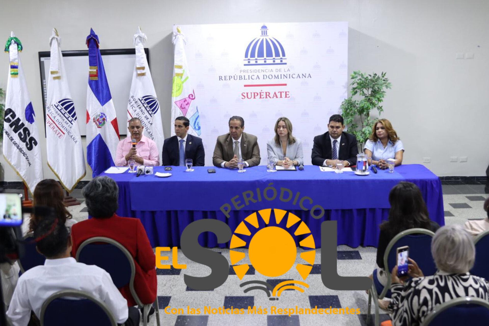 Gobierno dominicano continua dando apoyo y acompañamineto a familias afectadas por tragedia de Jet Set