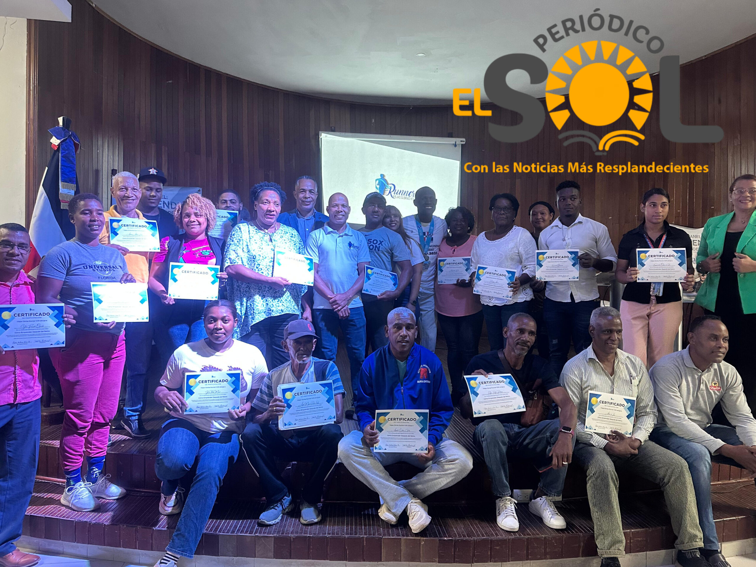 Viejas Glorias Runners Realizan Exitosa Jornada del Taller “Cómo Emprender Después del Retiro” en San Cristóbal
