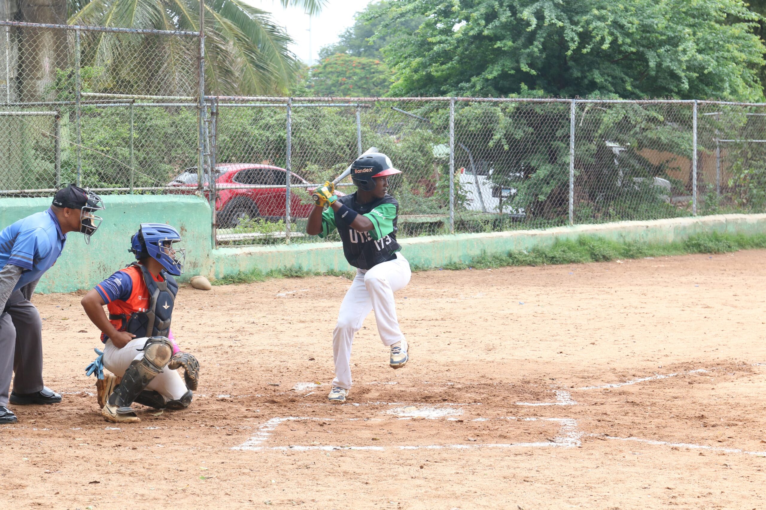La O&M logra dos triunfos en Liga de Béisbol Universitario