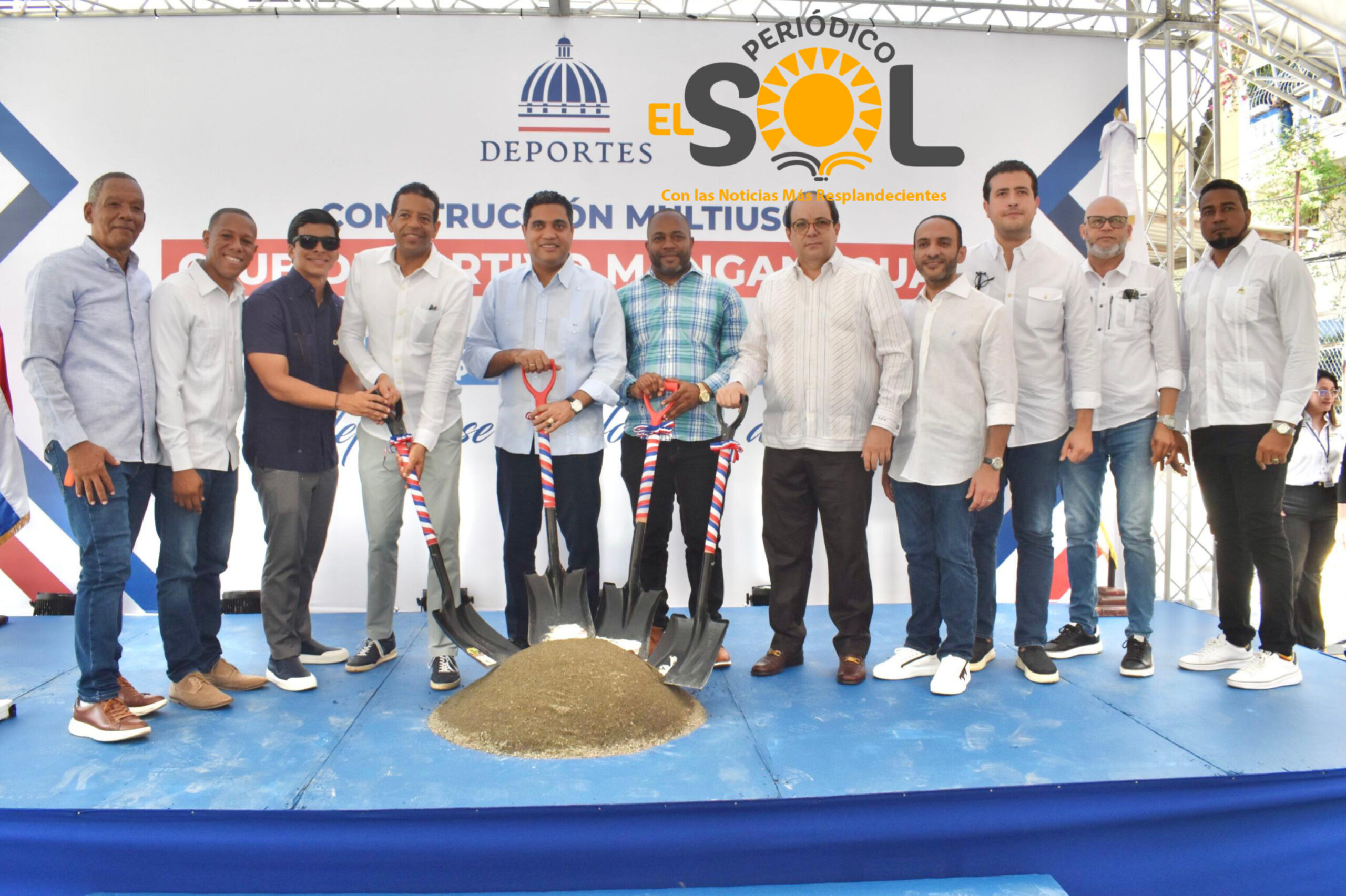 Ministro Kelvin Cruz da primer picazo para iniciar la construcción del multiusos de Manganagua