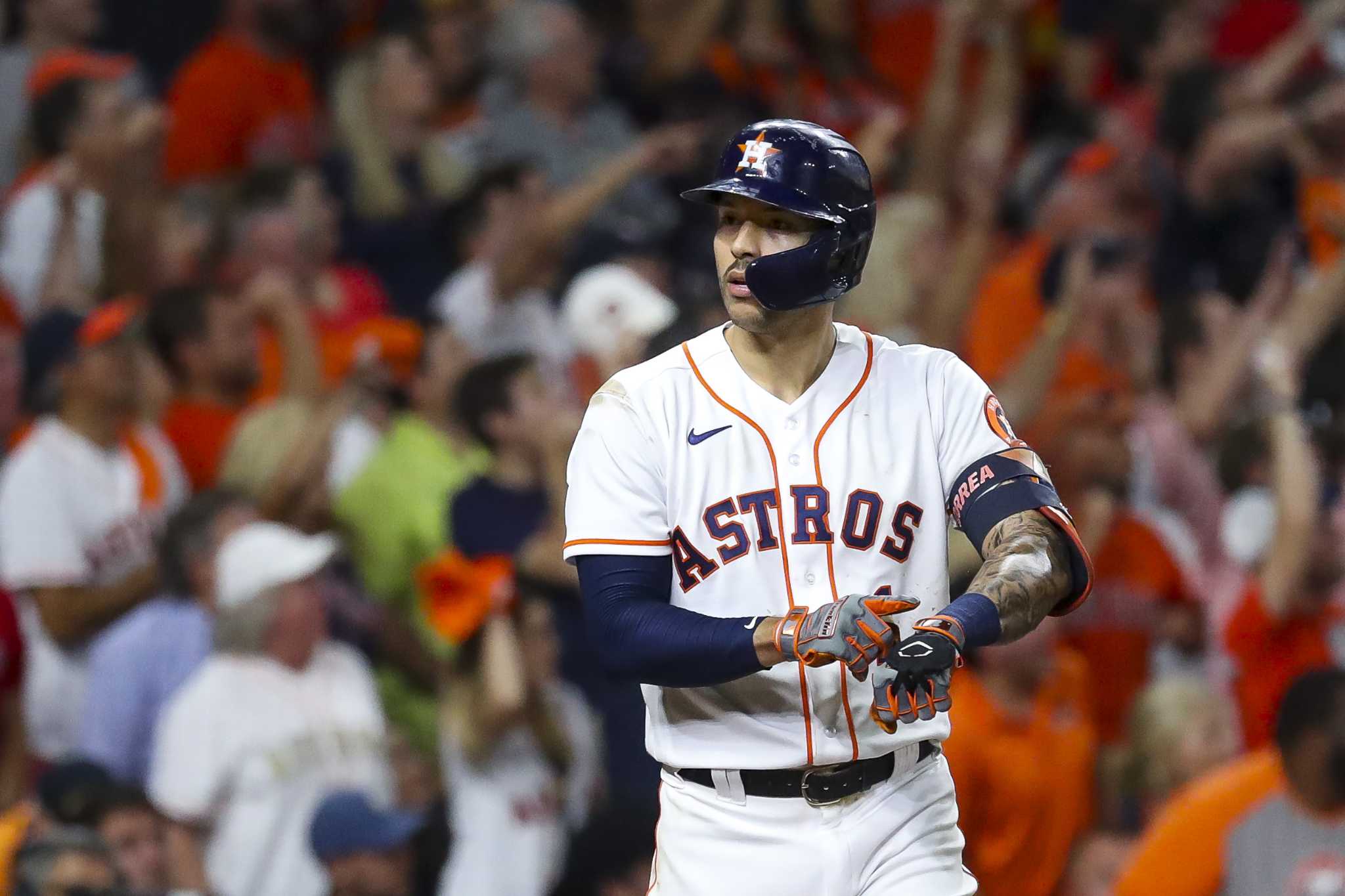 Astros traen de regreso a Correa en cambio con los Mellizos