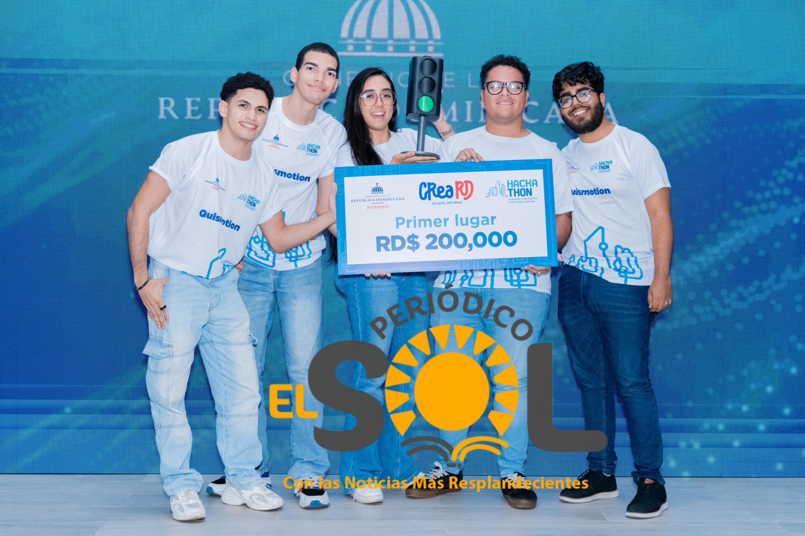 Jóvenes del ITLA presentan soluciones para el transporte: conquistan primer y segundo lugar en Hackathón de Ciudades Inteligentes y Movilidad Urbana