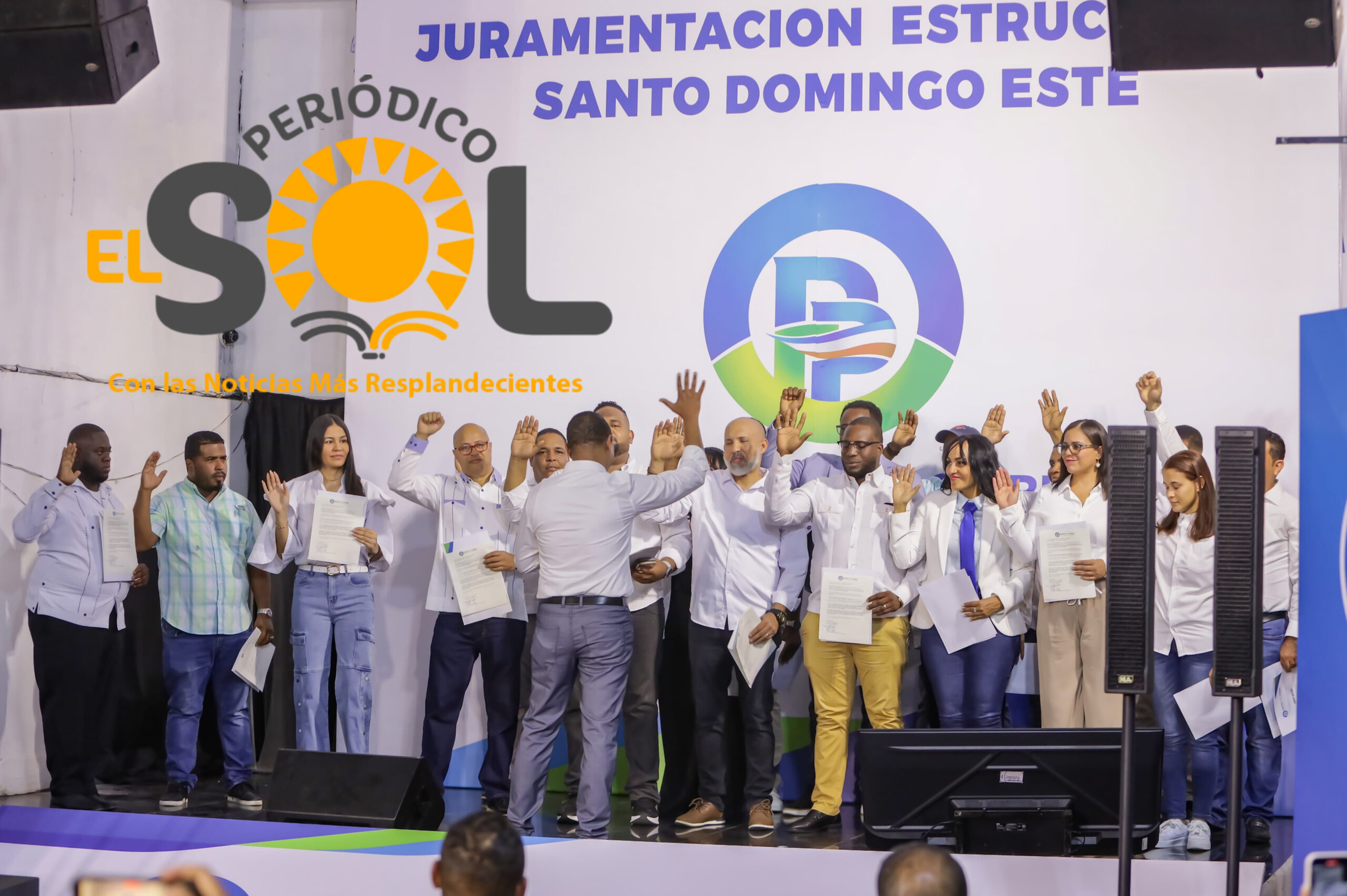 Partido País Posible juramenta directiva del municipio Santo Domingo Este.