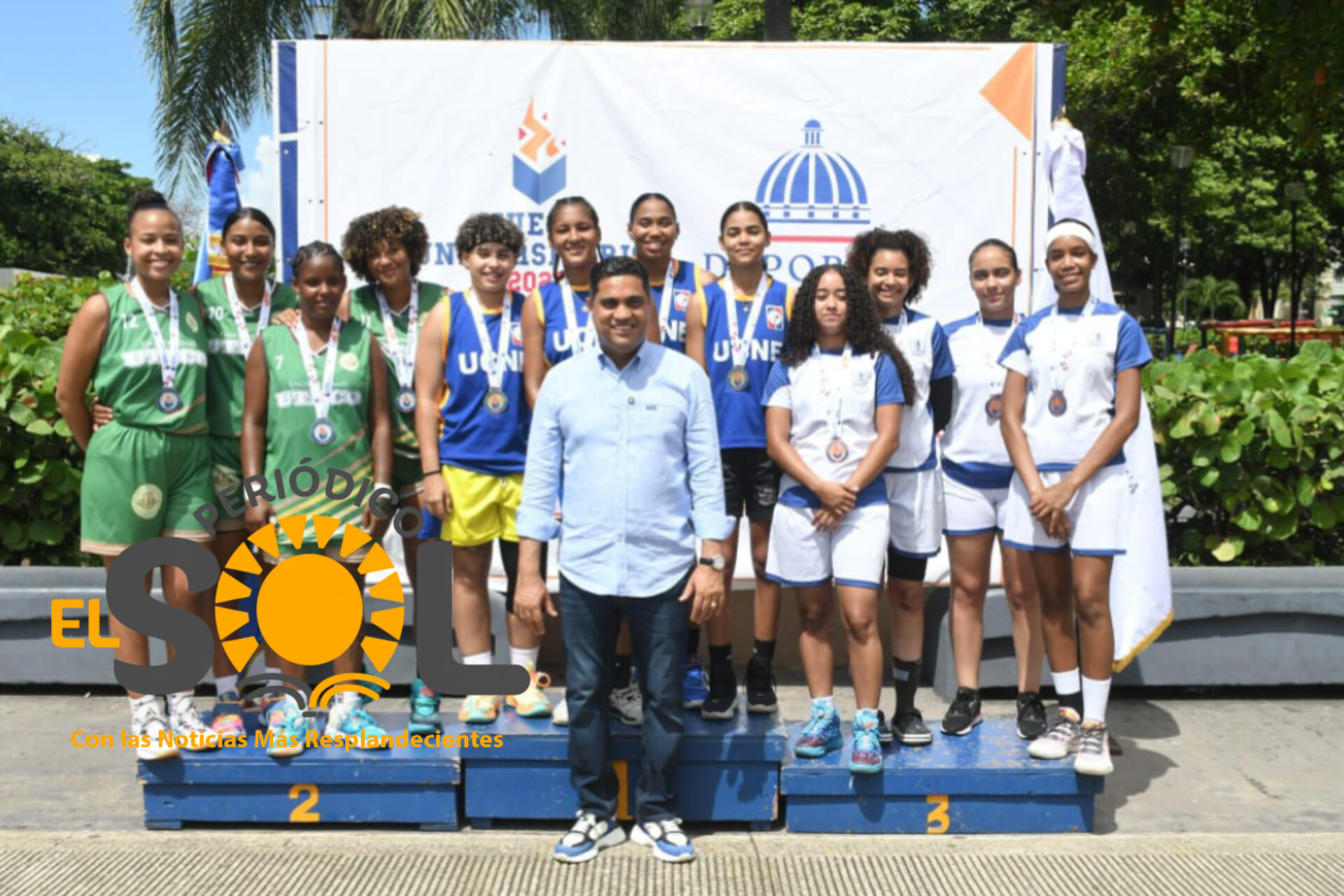 UCNE e ISFODOSU campeones de voleibol playero en los Juegos Universitarios