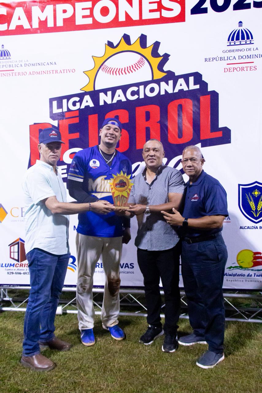 Los Mineros conquistan el título de la Liga Nacional de Verano 2025 Vencieron en la final a los Atléticos de Puerto Plata