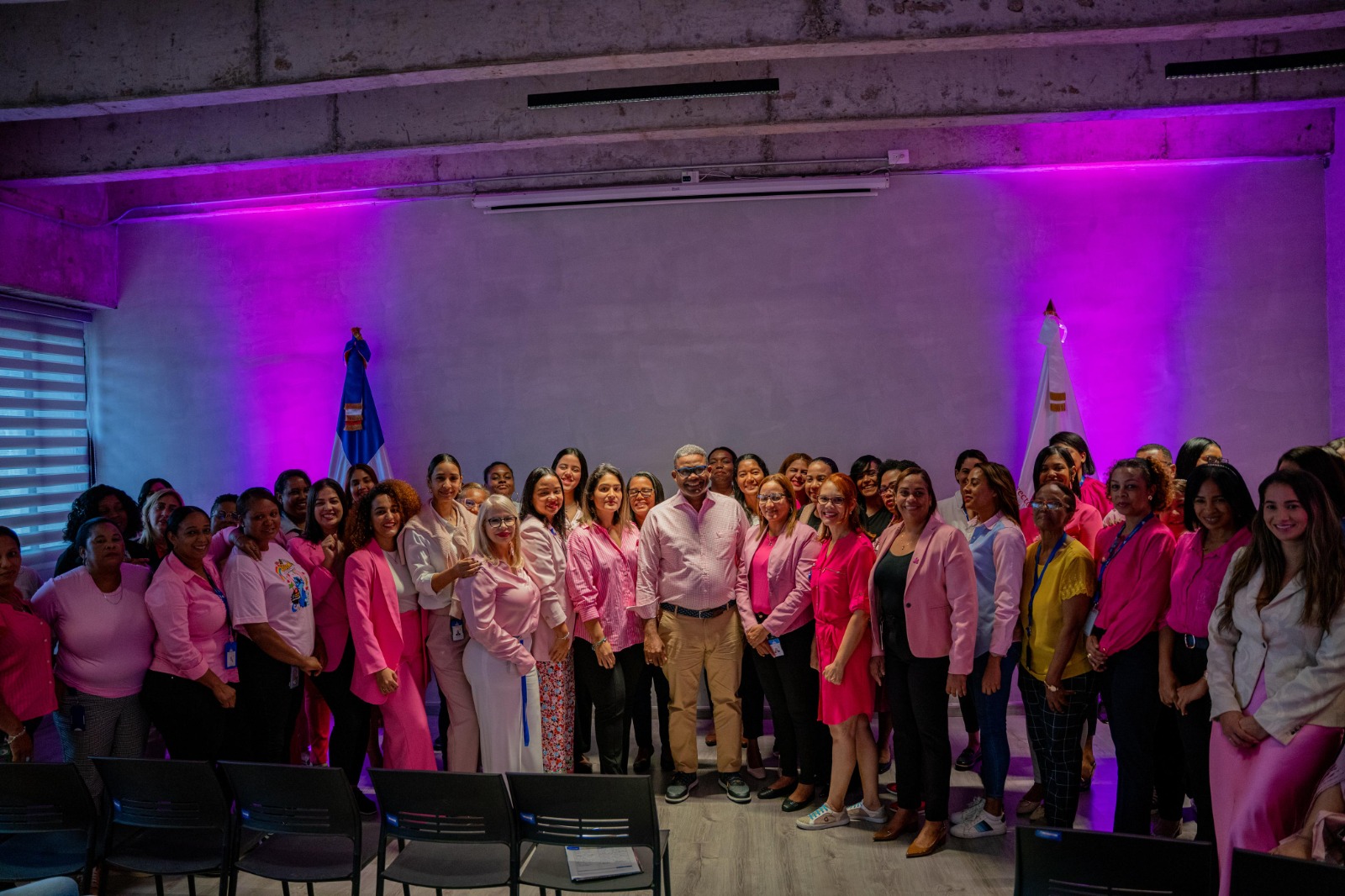 Propeep imparte charla a sus colaboradoras sobre concientización y prevención del cáncer de mama