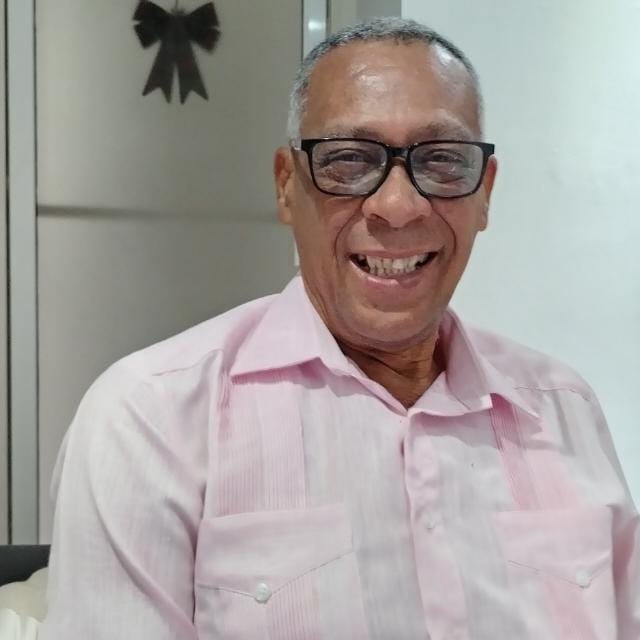 Comunicador Francis Pérez pide expulsión sumaria del comunicador Pedro Jiménez del partido Fuerza del Pueblo