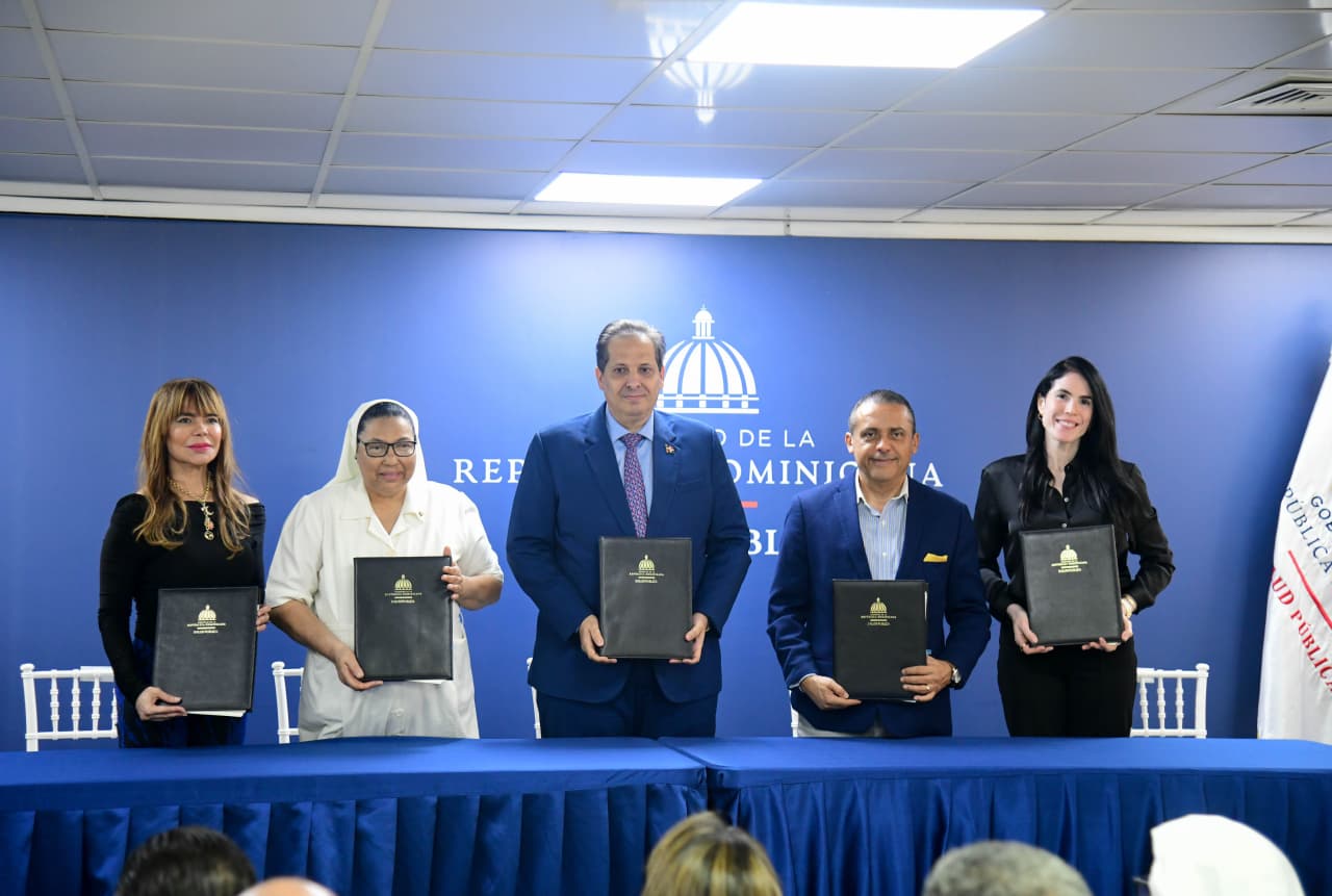 Ministerio de Salud firma acuerdos de gestión con ASFL del sector salud para 2026