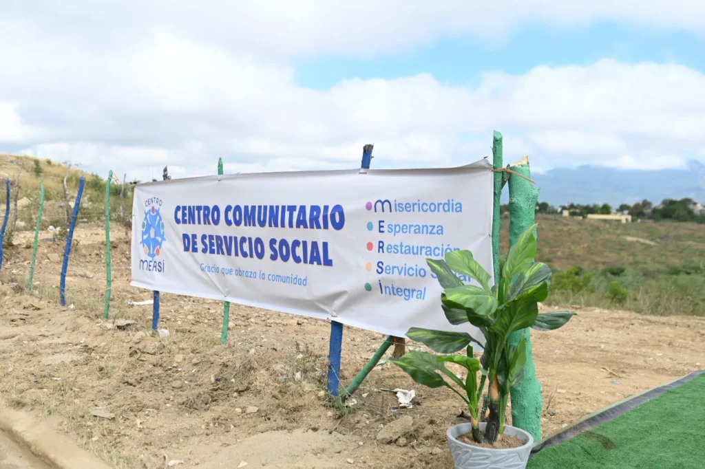 Daniel Rivera promueve nuevo centro comunitario para fortalecer la atencion social en Santiago Oeste1