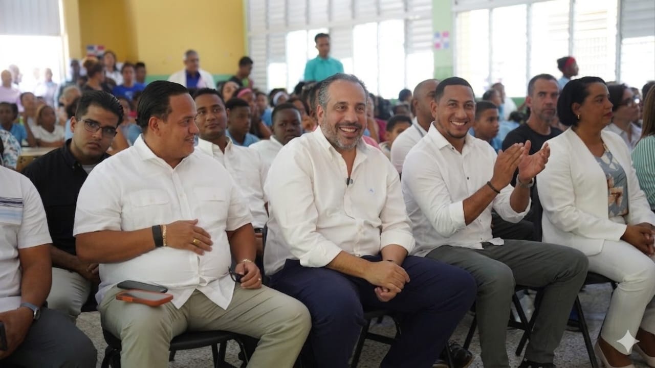 INEFI pone fin a más de 15 años de espera en Tamayo: Alberto Rodríguez entrega canchas remozadas y revoluciona el deporte escolar
