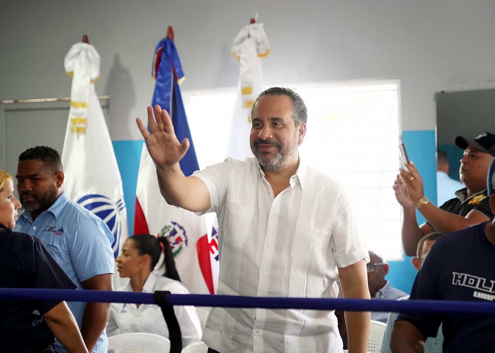 INEFI y MIDEREC rescatan club de boxeo y Cultural Samuel Santana en Capotillo