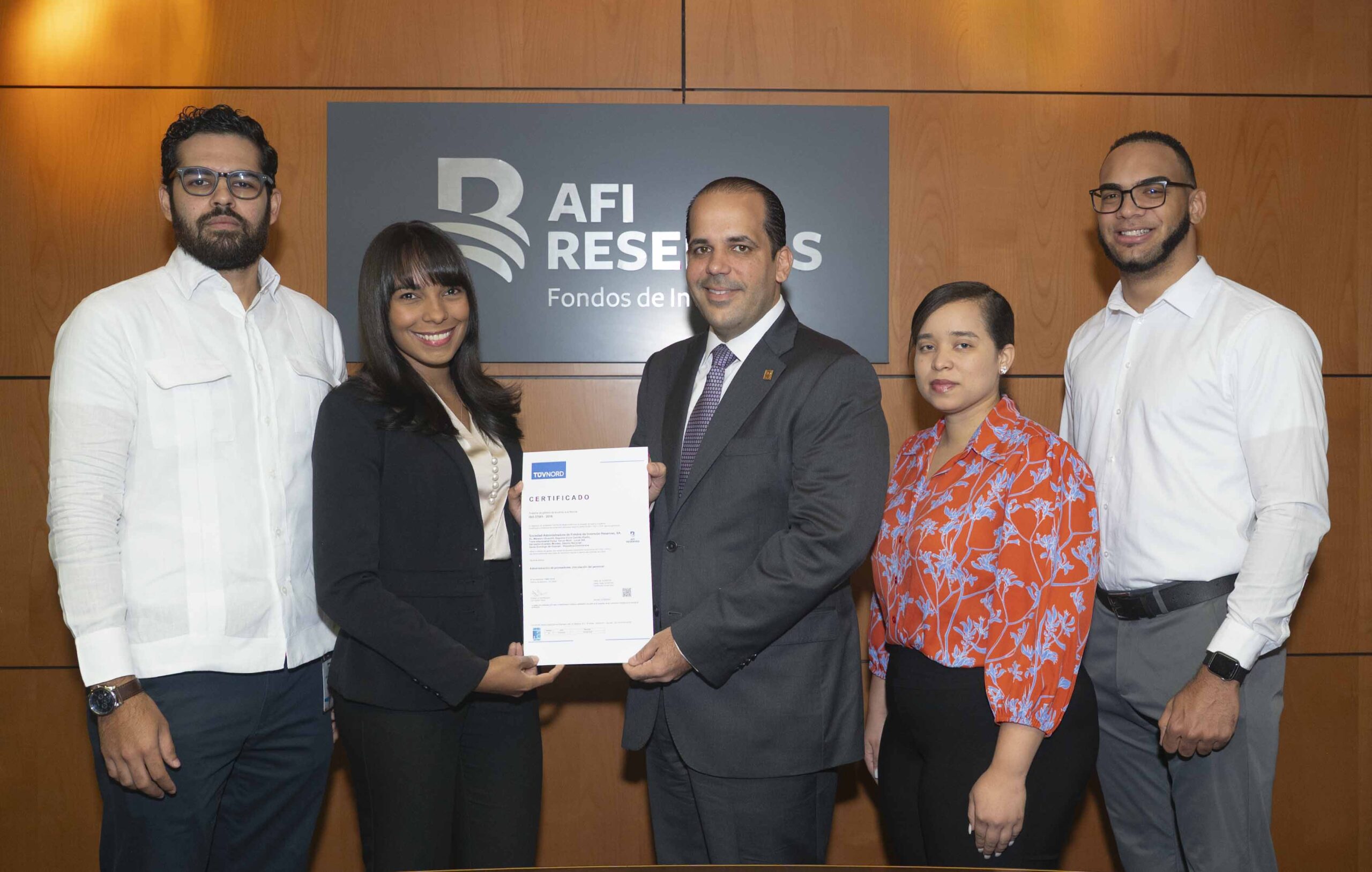 2 AFI Reservas recibe certificado antisoborno