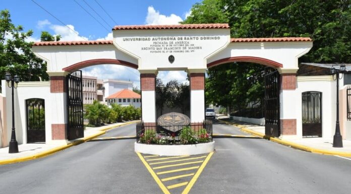 Escuela de Capacitación de la UASD imparte conferencia sobre sismicidad en República Dominicana