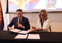 Ministro Yayo Sanz Lovatón firma alianza con Arizona para impulsar la industria de semiconductores