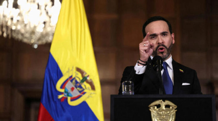 De la Espriella, un mes de poder en Colombia: terremoto, mano dura y una Presidencia que busca controlar el mensaje