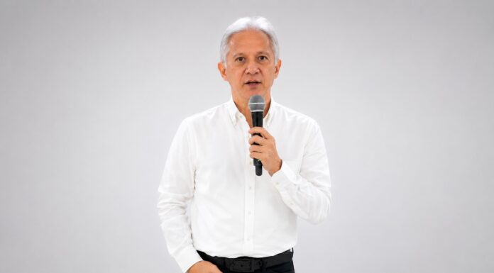 Uno de cada cuatro dólares que ingresan al país proviene del esfuerzo de los dominicanos en el exterior, revela la FP
