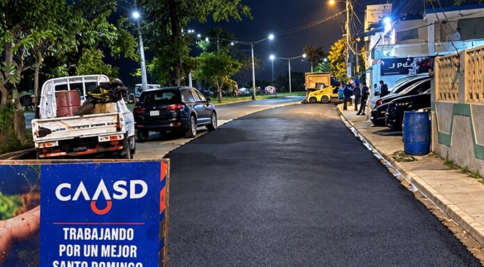 CAASD asfalta 12 mil metros cuadrados de calles luego de trabajos para optimizar servicio en distintos sectores