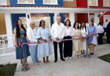 El presidente Luis Abinader y directora ejecutiva del Inaipi, Xiomara Guante, inauguran el CAIPI República de Colombia