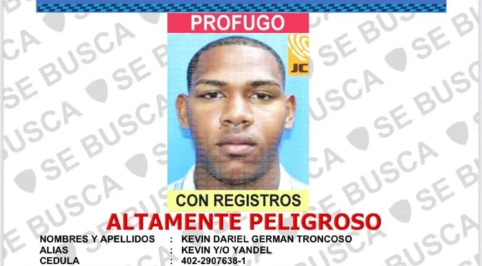 (VIDEO) Policía identifica uno de los acusados de matar esposa de “Julián Oro Duro”
