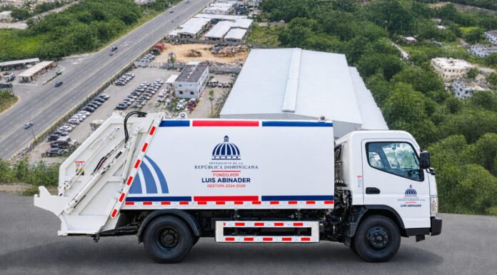 Roger Group completa en tiempo récord la fabricación local de 100 camiones compactadores