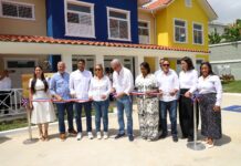 Presidente Luis Abinader y directora ejecutiva del INAIPI, Xiomara Guante, inauguran el CAIPI Canastica, en San Cristóbal.