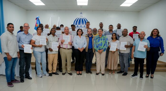 Más de RD$20 millones en bonos benefician 29 productores para riego y energía fotovoltaica