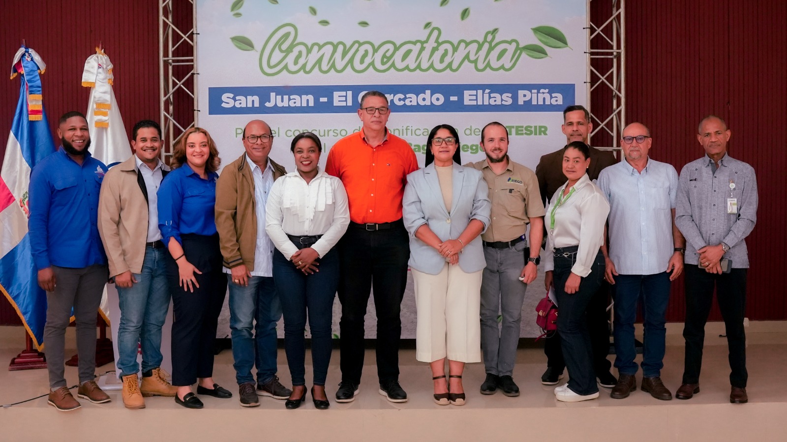 Claudio Caamaño junto a autoridades e invitados de la convocatoria San Juan Elías Piña