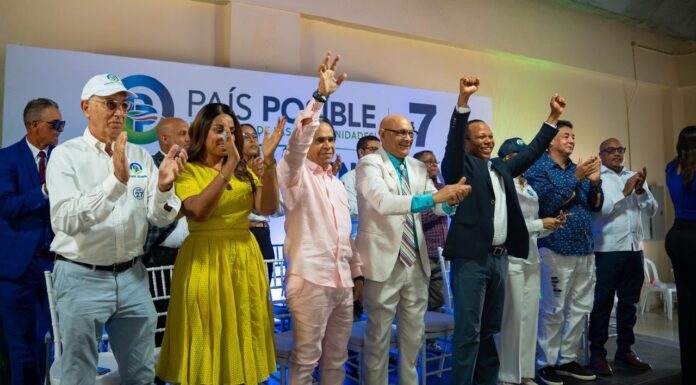 País Posible gana terreno en San Francisco de Macorís y juramenta a 543 nuevos militantes