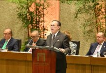 El gobernador Héctor Valdez Albizu conmemora el 79.º aniversario del Banco Central de la República Dominicana, destacando la misión histórica de preservar la estabilidad monetaria y de precios.