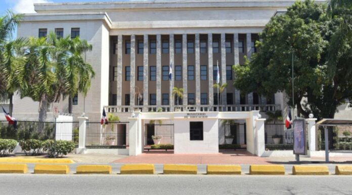 Ministerio de Educación presentará el lunes informe de cumplimiento sobre Evaluación del Desempeño Docente ante Comisión Ejecutiva