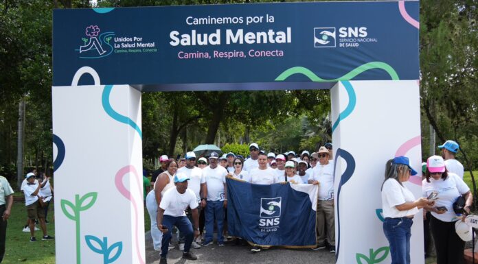 SNS realiza primera caminata por la salud mental y destaca aumento de camas para atención especializada