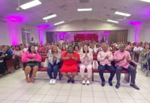 Más de 400 mujeres de SDN reciben orientación sobre prevención y detección temprana del cáncer de mama