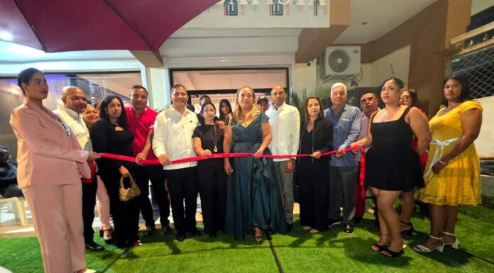 Las Hermanas Batista Bar & Grill abre sus puertas y amplía la oferta gastronómica de Guaricano.