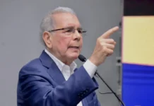 Danilo Medina cuestiona a Abinader: «¿Se vive mejor si la gente no puede comprar lo que necesita?»